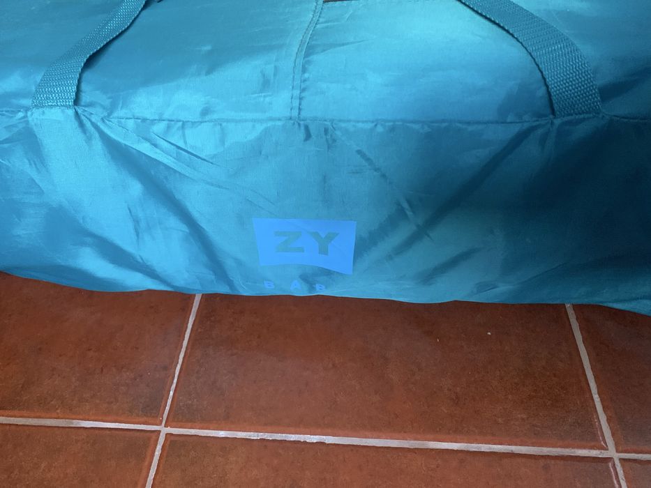 Vendo cama de viagem