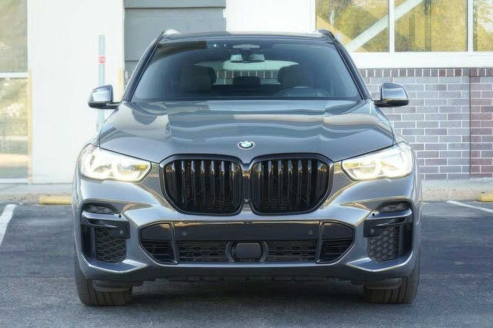 BMW X5 M50i xDrive      2023