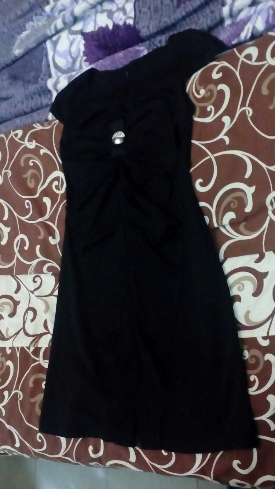 Платье Черная стразами 46 размер