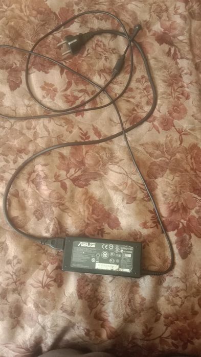 Блок питания до ноутбука  asus k52j