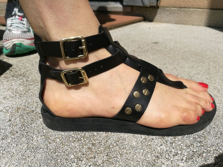 Sandálias romano nómada em pele novas vários números Made in Brasil