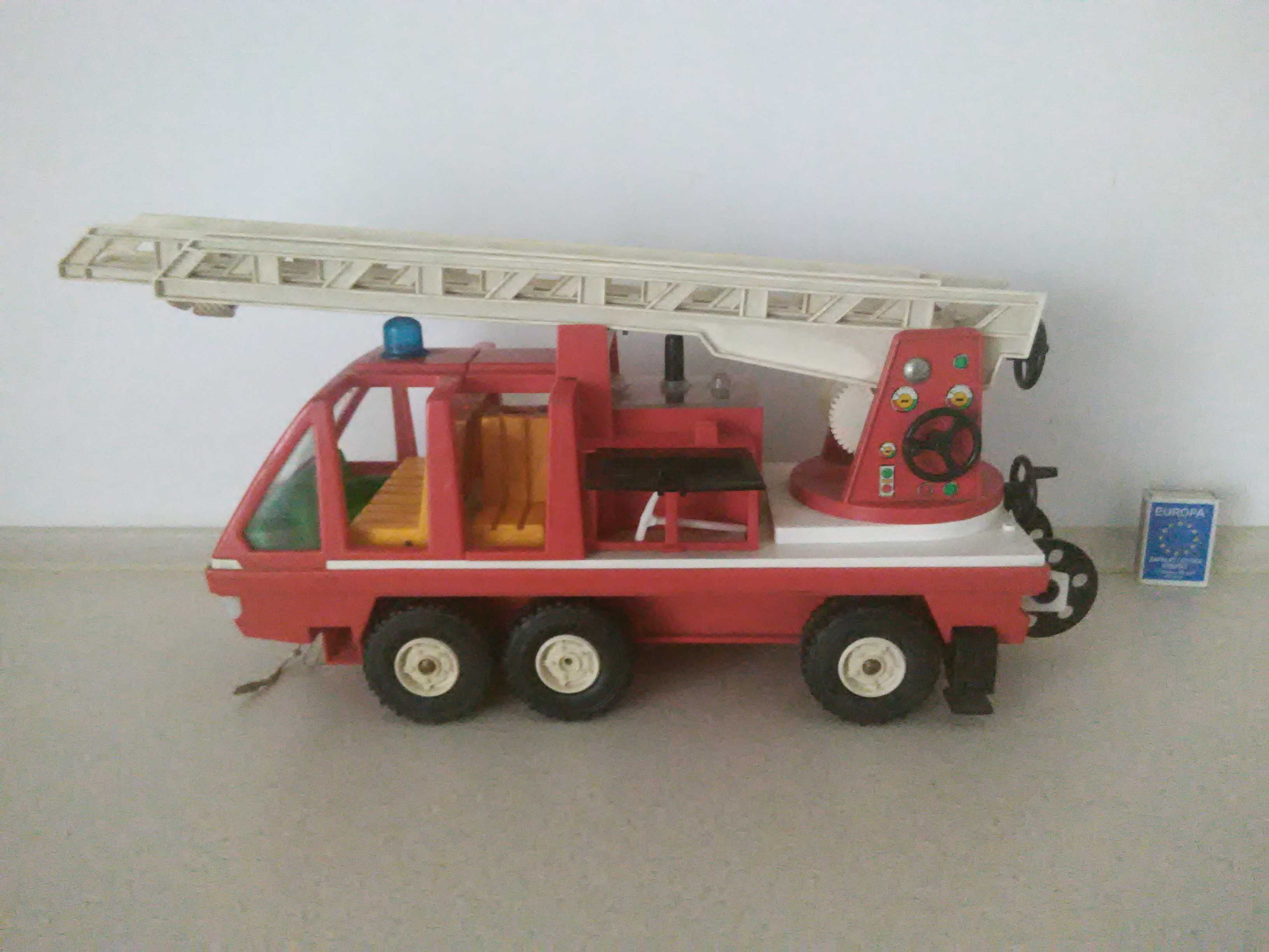 stara zabawka PRL samochód straż pożarna retro wóz drabina zabytek czz