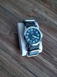 Zegarek PERFECT w stylu field watch