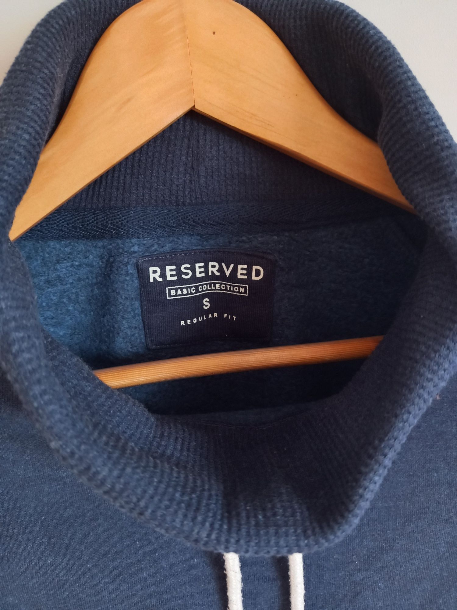 Bluza dresowa Reserved regular fit