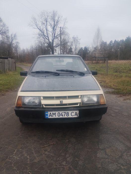 Продам ваз 2109 на повному бойовому ходу!