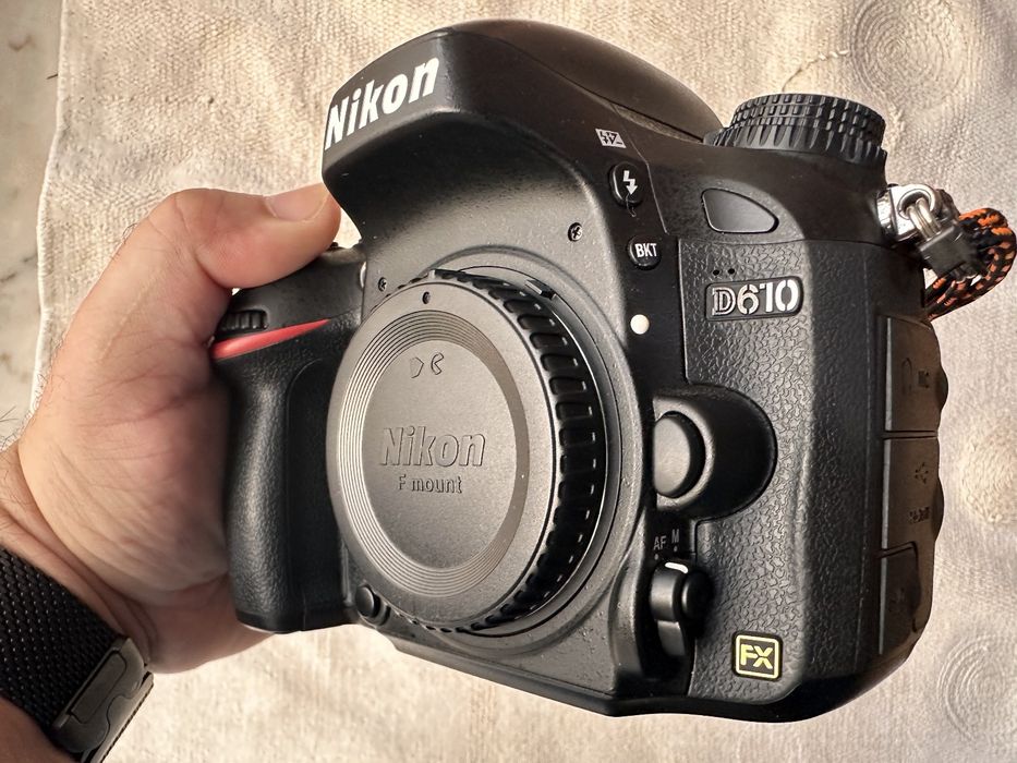 Nikon D610 – Câmara Full Frame em excelente estado