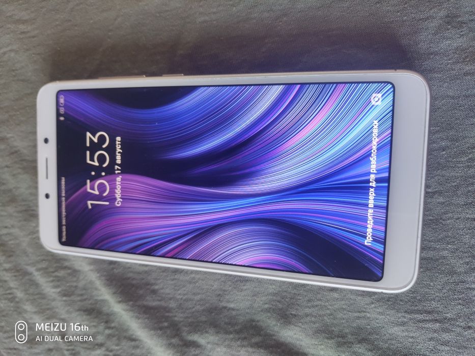 Xiaomi redmi 6A Tenaa в оригинале не битый и без коцок