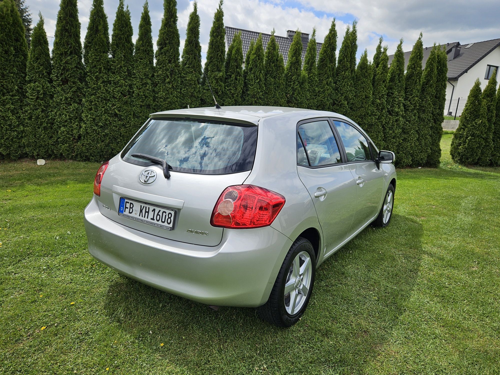 Auris 1.33 bezwypadkowy w bardzo dobrym stanie