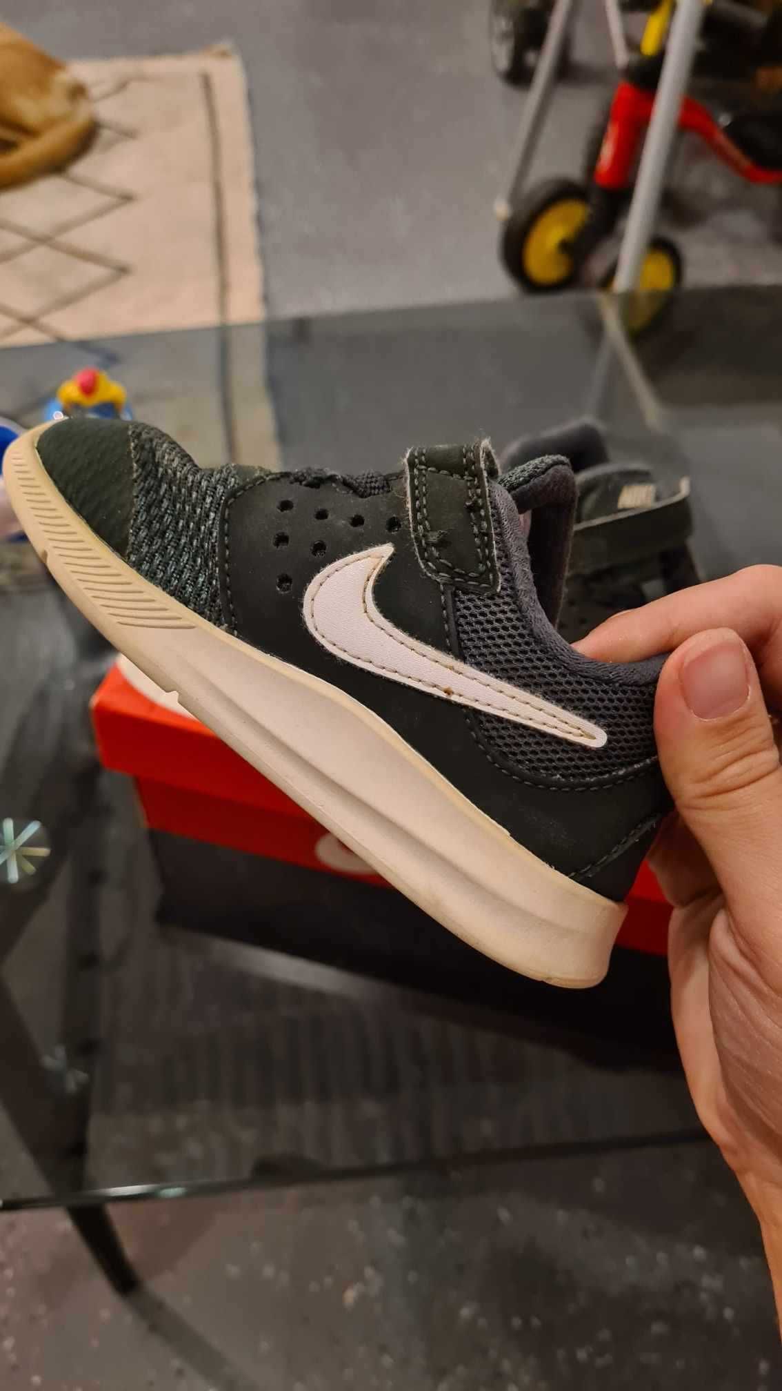 Buty dziecięce Nike MD Runner - rozmiar 25