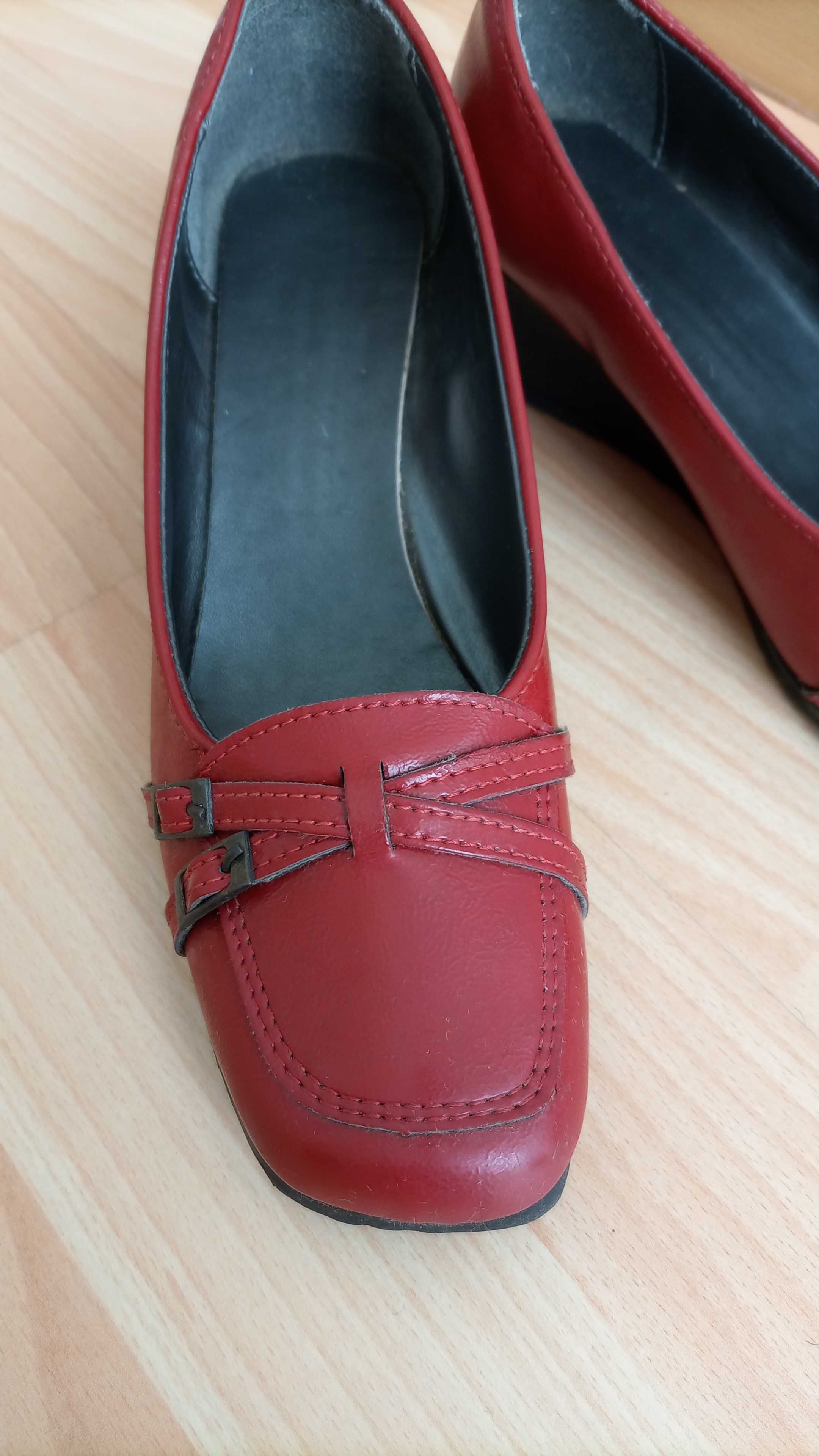 Sapatos Vermelhos salto cunha 4,5 cm - Tamanho 37