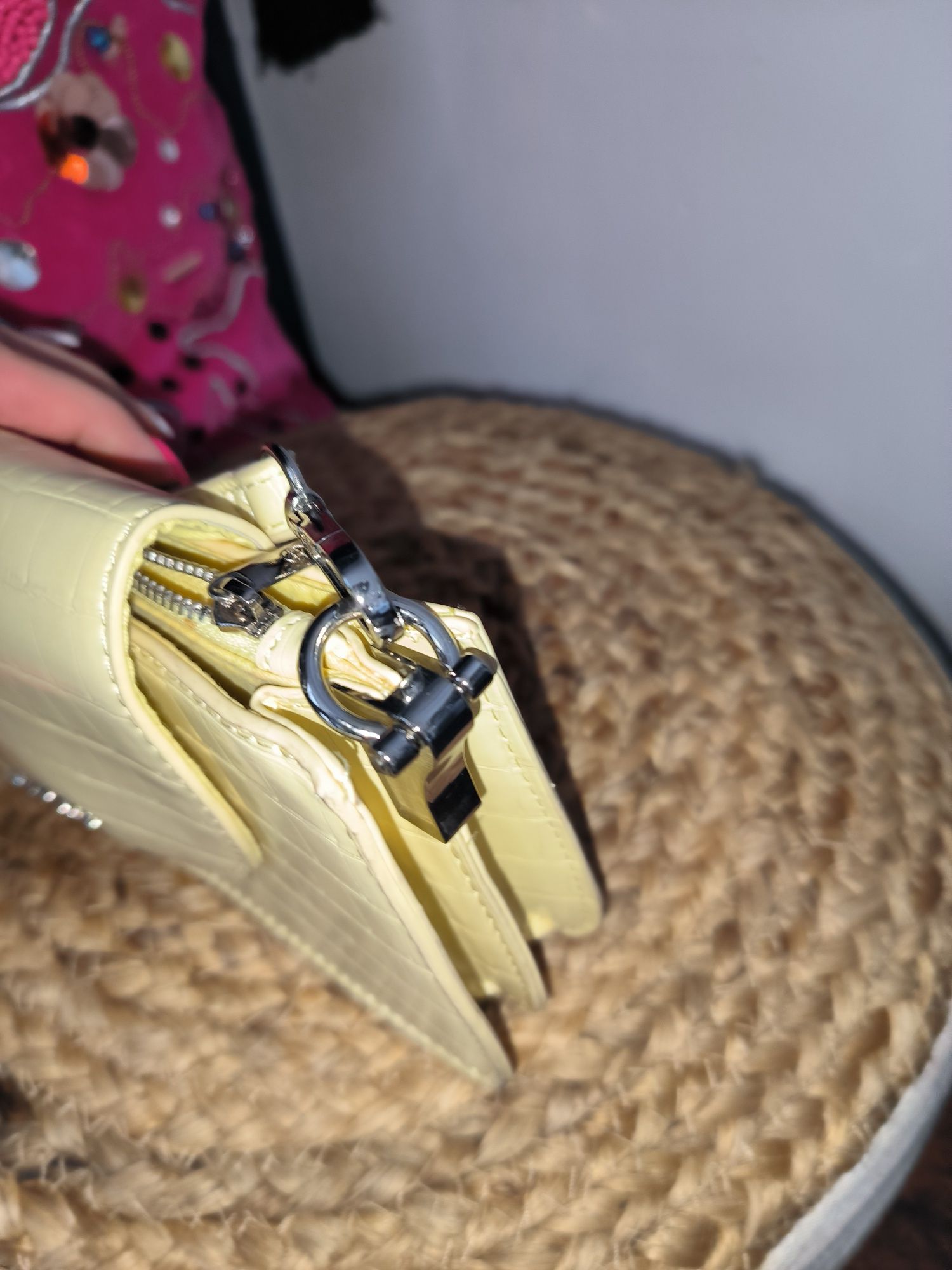 Stradivarius kopertówka