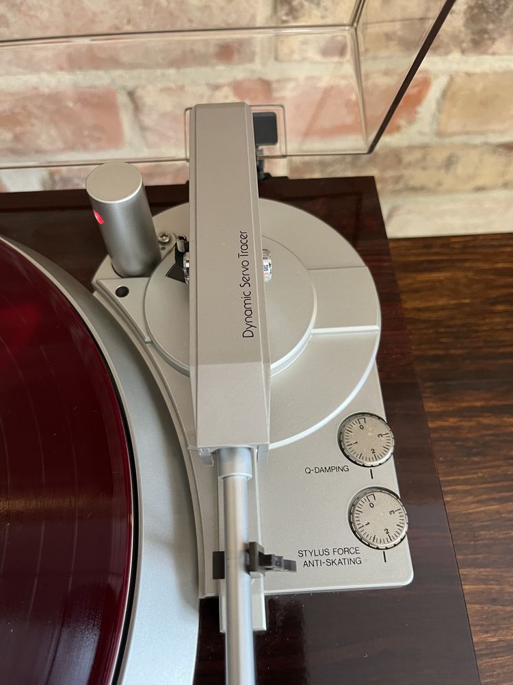 Gramofon Denon DP-45F + gratis