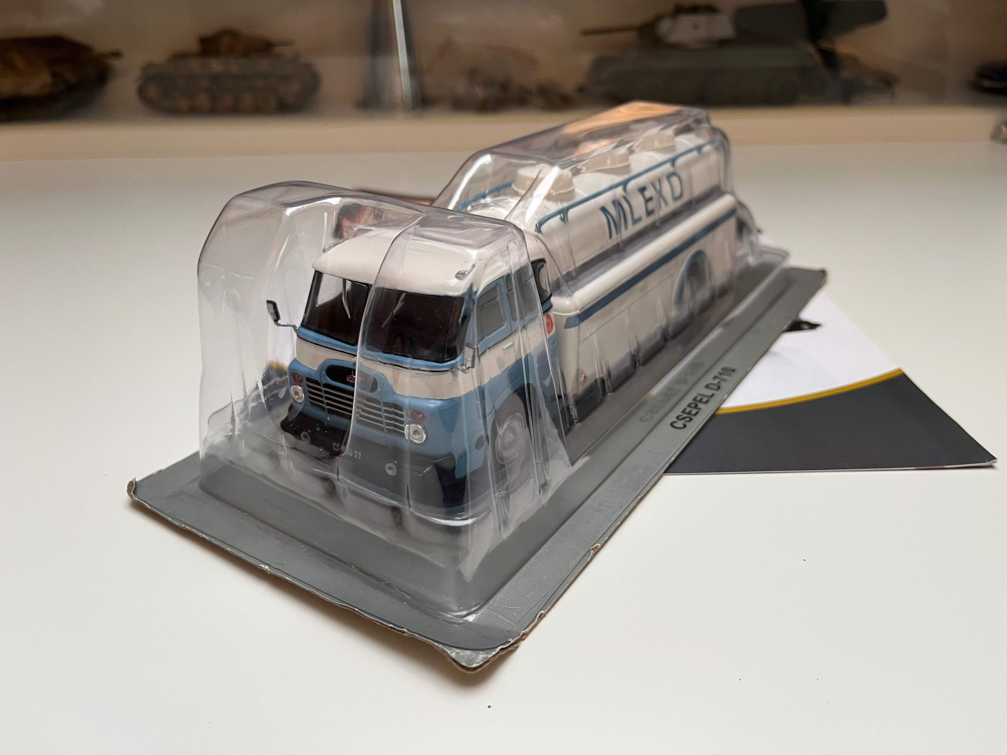 Csepel D-710 - Kultowe ciężarówki PRL-u