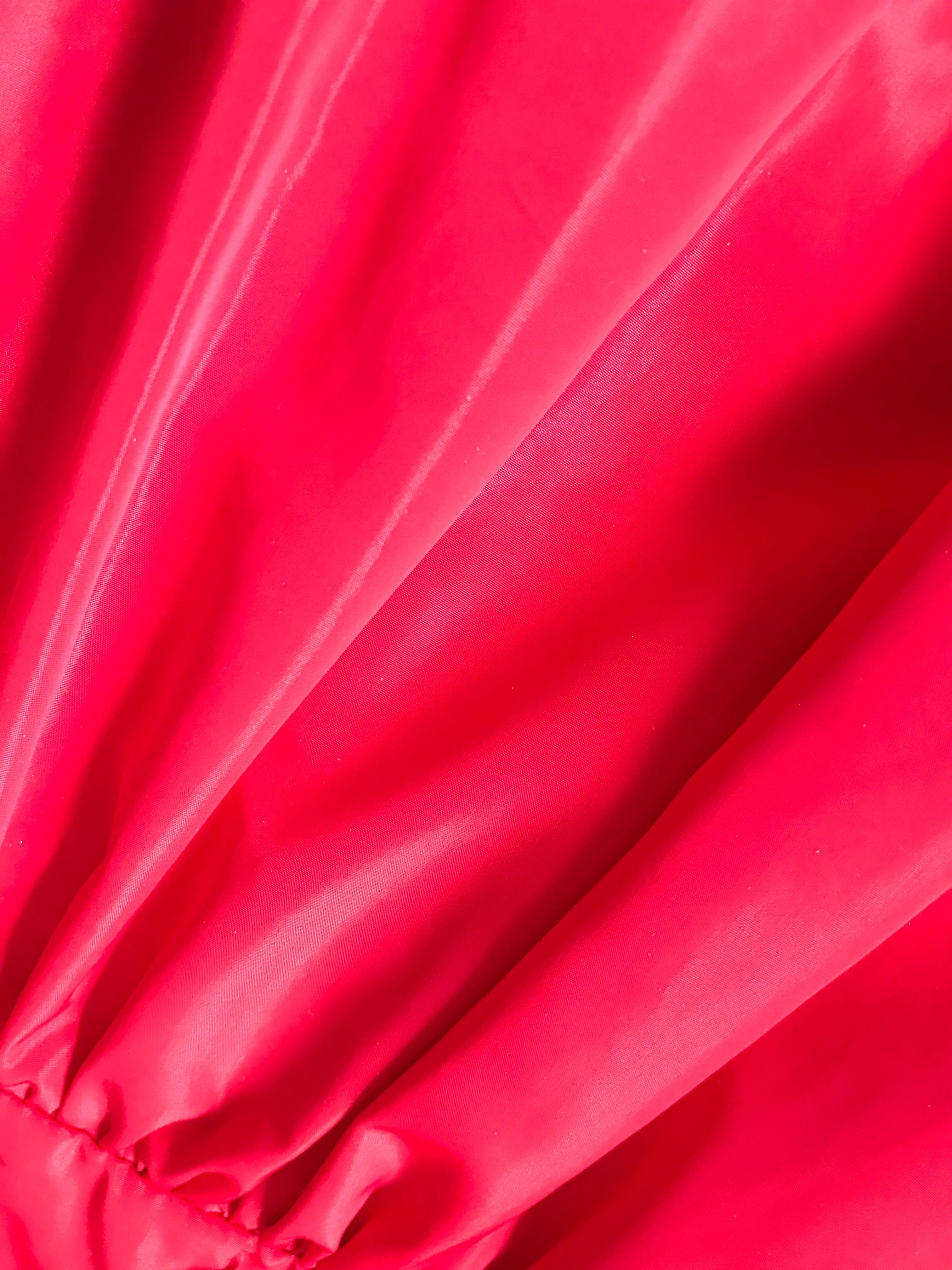 Czerwona sukienka Zara z falbanami. R.36