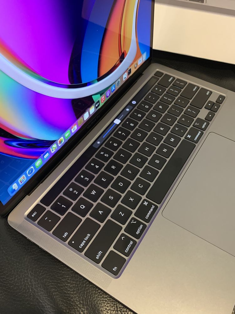 MacBook Pro 13’ 2020 Space Grey i5/16/512 OpenBox