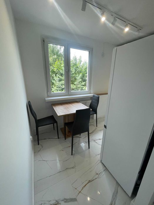 Rezerwacja pokój wynajmę k/Nowosądeckiej 3 minuty od tramwaju, balkon