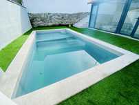 Moradia T2 Indivudal- Completamente restaurada - com Piscina e Coberto