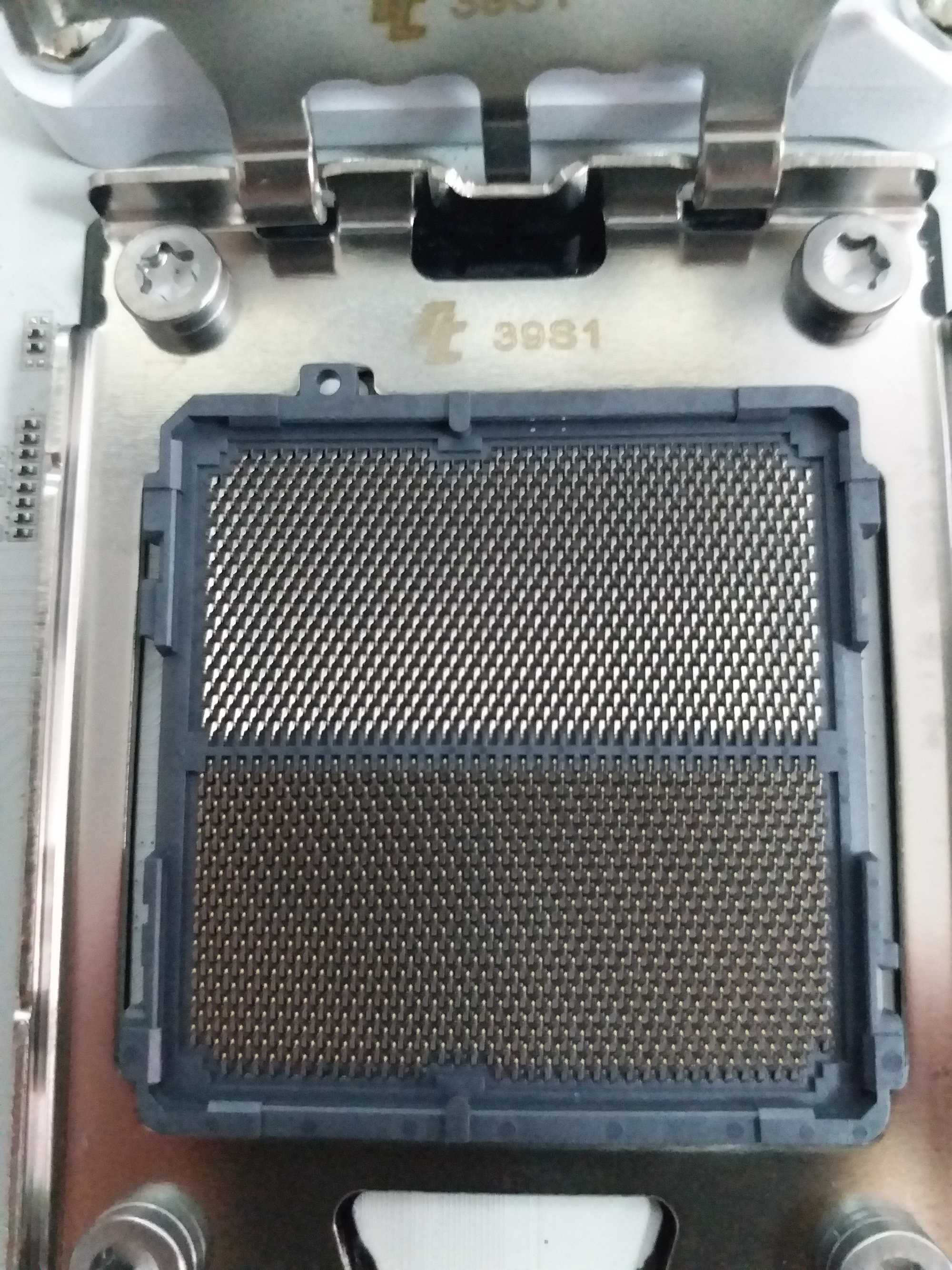 Gigabyte Aorus B650 AORUS Elite AX Ice (WiFi)