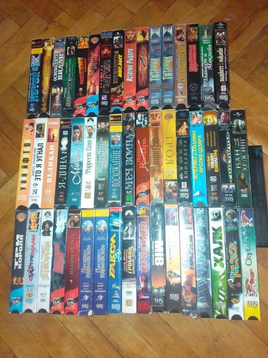 Видеокассеты VHS Великан, Люди-X, Зорро, Троя, Астерикс и Обеликс