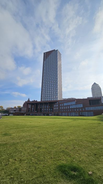 Сдам помещение свободного назначения ж/к Mayak, центр, парк Шевченко