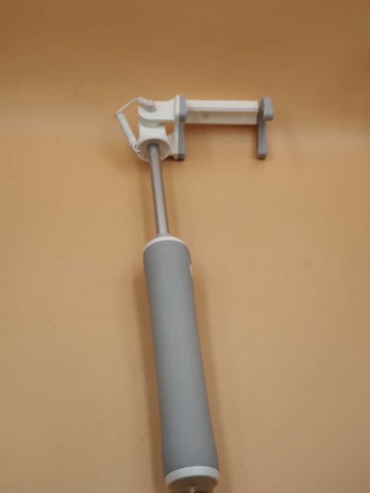 Монопод Xiaomi Mi Selfie Stick Cable
