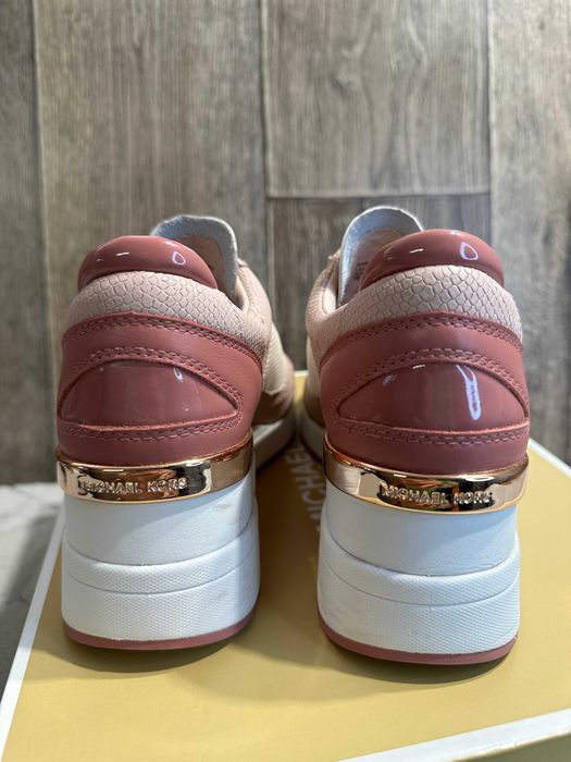 Buty damskie skórzane sneakersy Michael Kors Darby Wedge Trainer 37