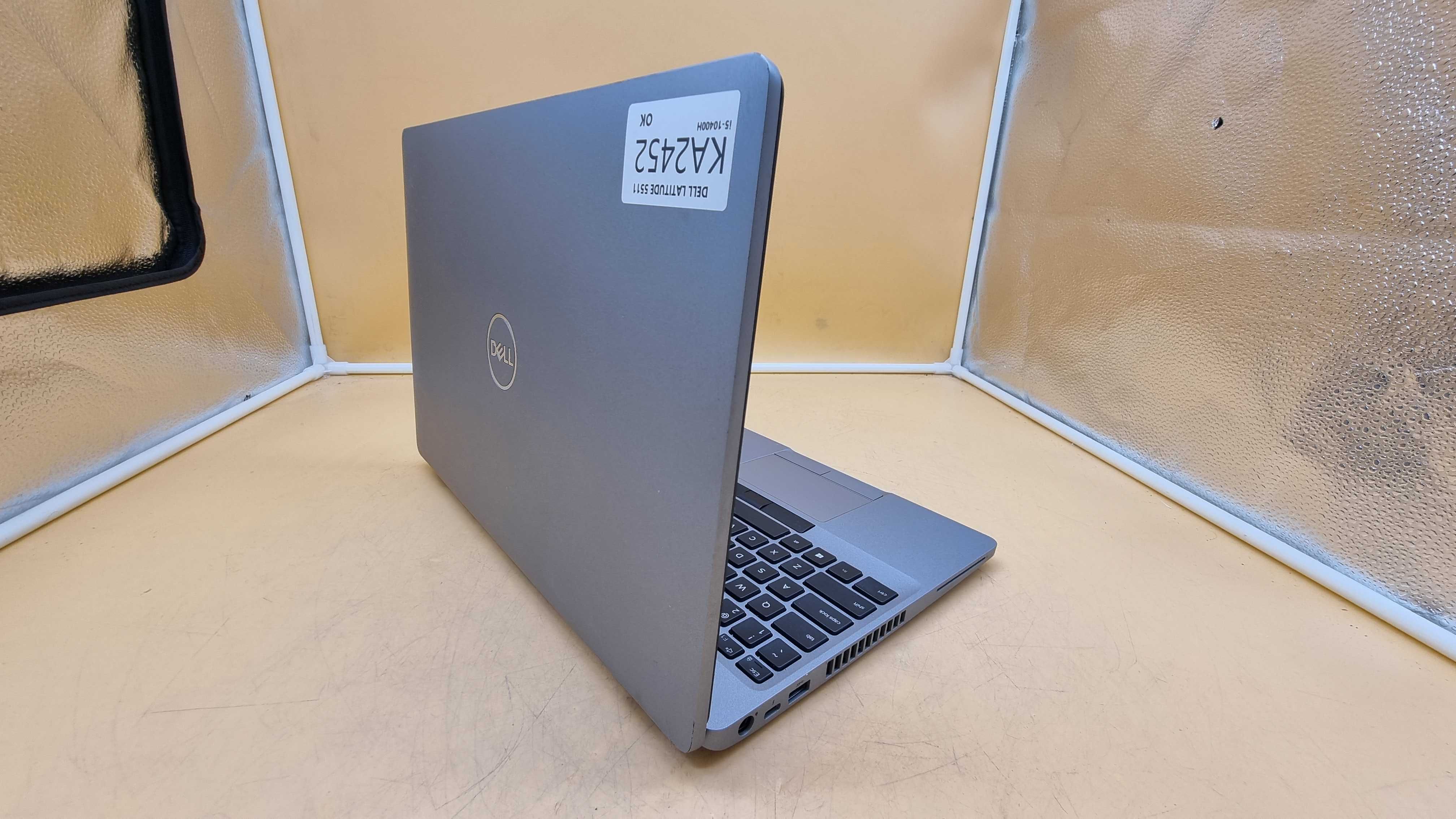 Laptop DELL LATITUDE 5511 i5-10400H 16/256GB 15,6 FHD
