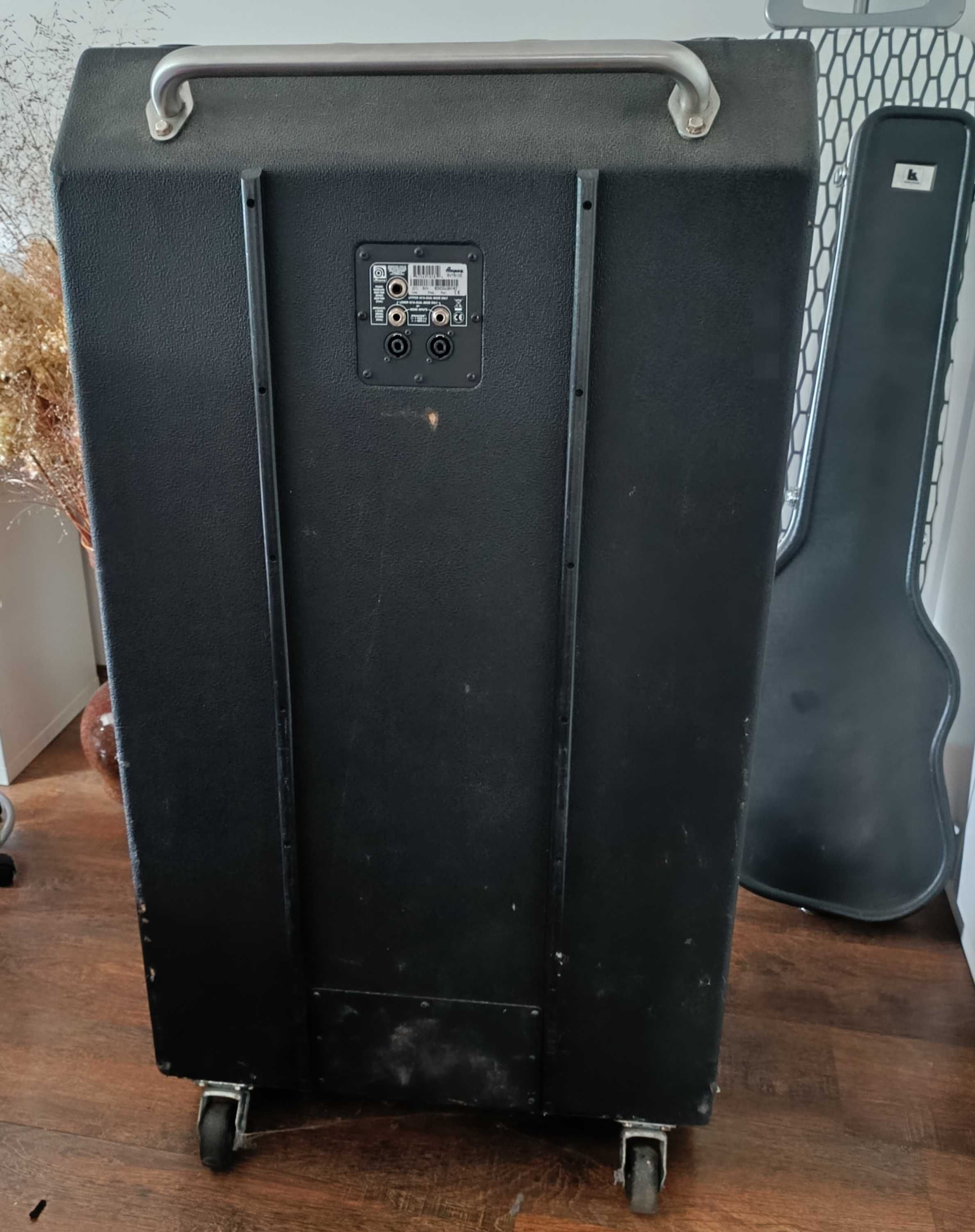 Kolumna basowa Ampeg SVT810E