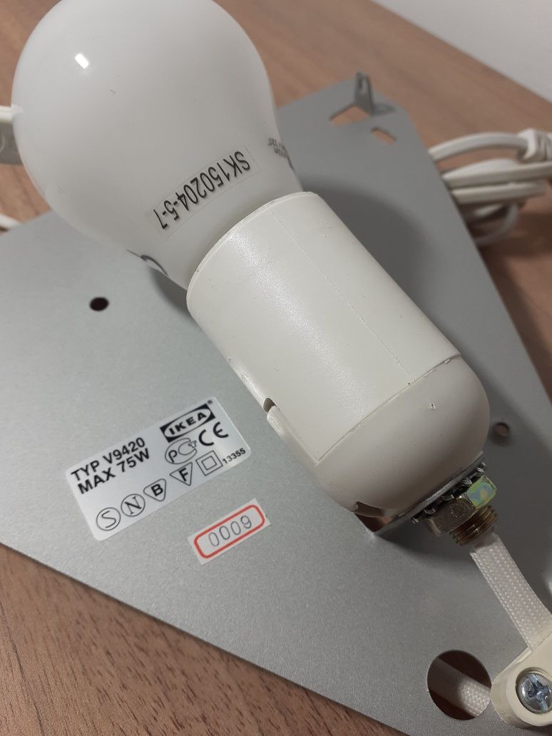 Lampka ścienna Ikea Kvintett