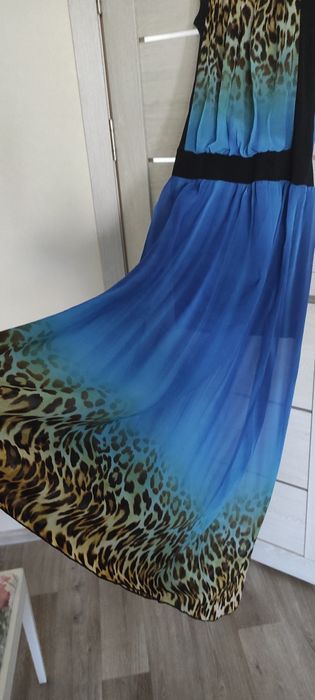 Оригинальный сарафан 48 размера в отличном состоянии