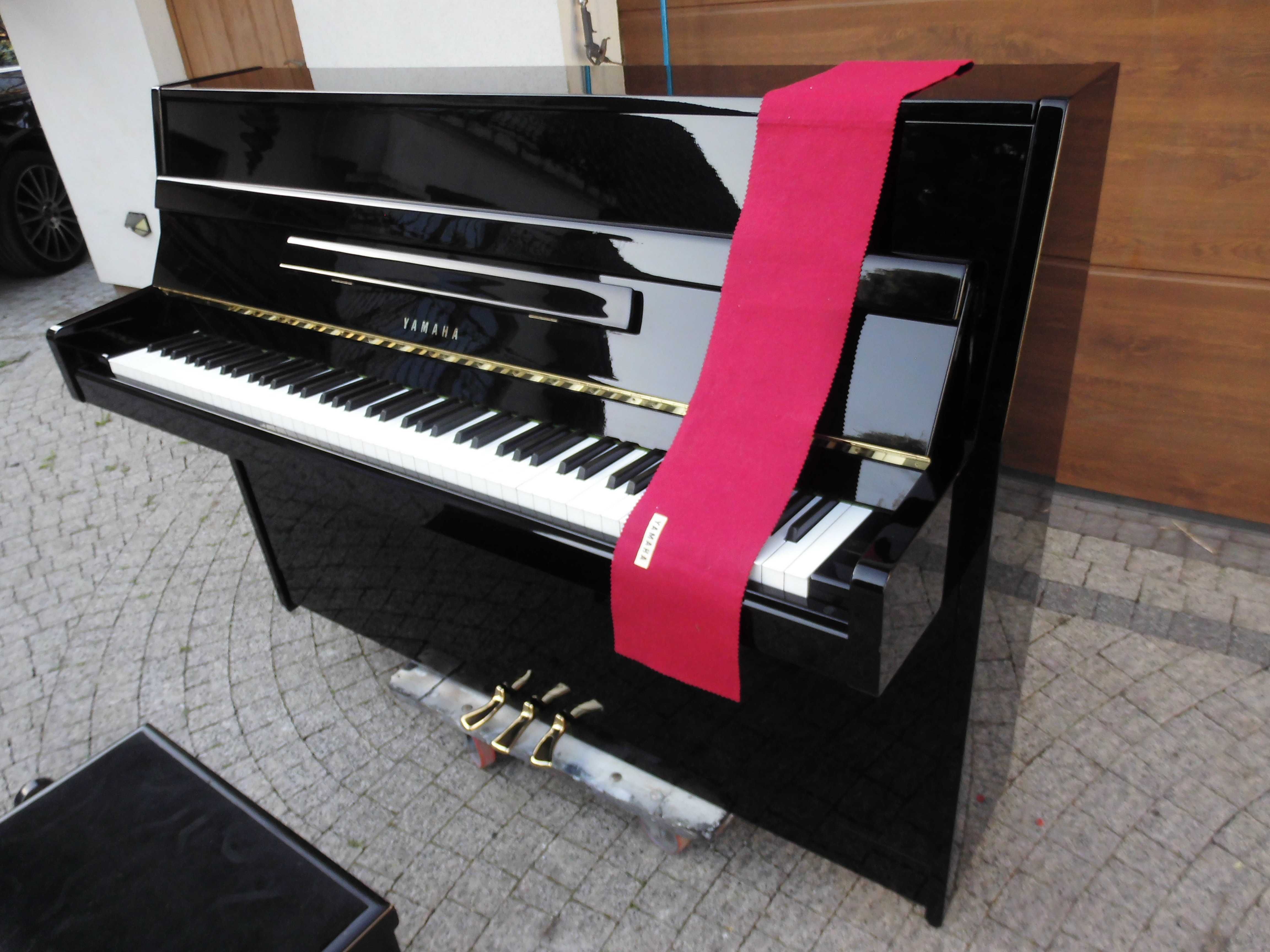 Pianino Yamaha M1J w oryginalnym czarnym połysku nówka sztuka