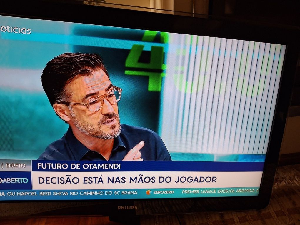 Televisão marca Philips 55"⁹