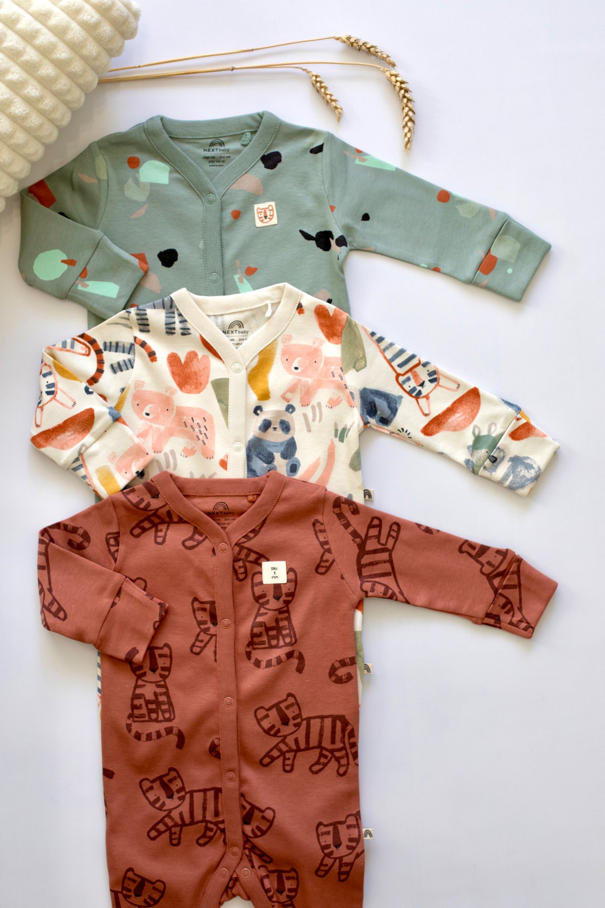 Чоловічки сліпи Netx та Carters для дівчат та хлопців