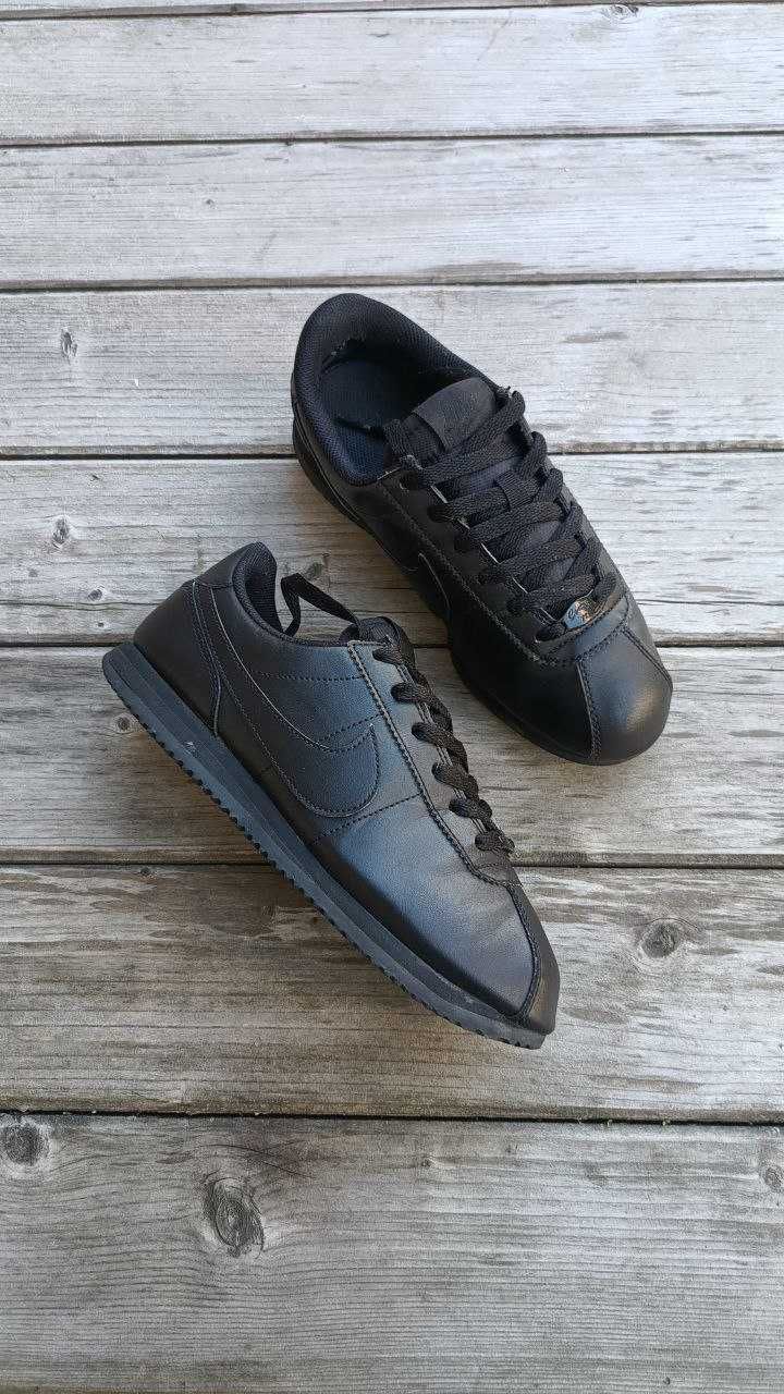 Nike Cortez. Кросівки розмір 40. Кросівки найк. Кросівки Nike