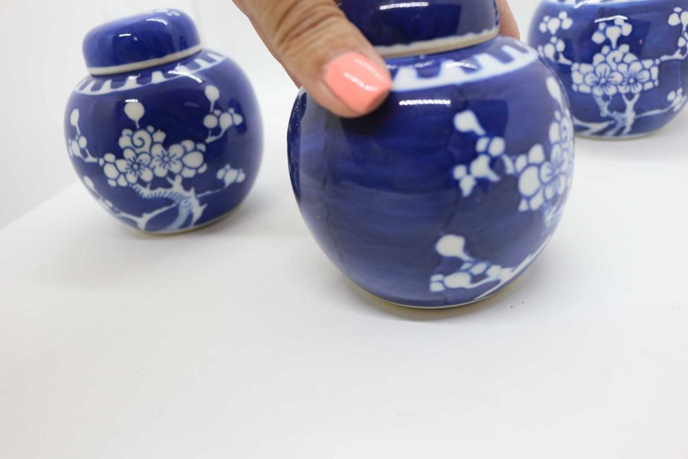 Pote Porcelana Chinesa Ginger Prunus Kangxi Azul e Branco XX 10cm