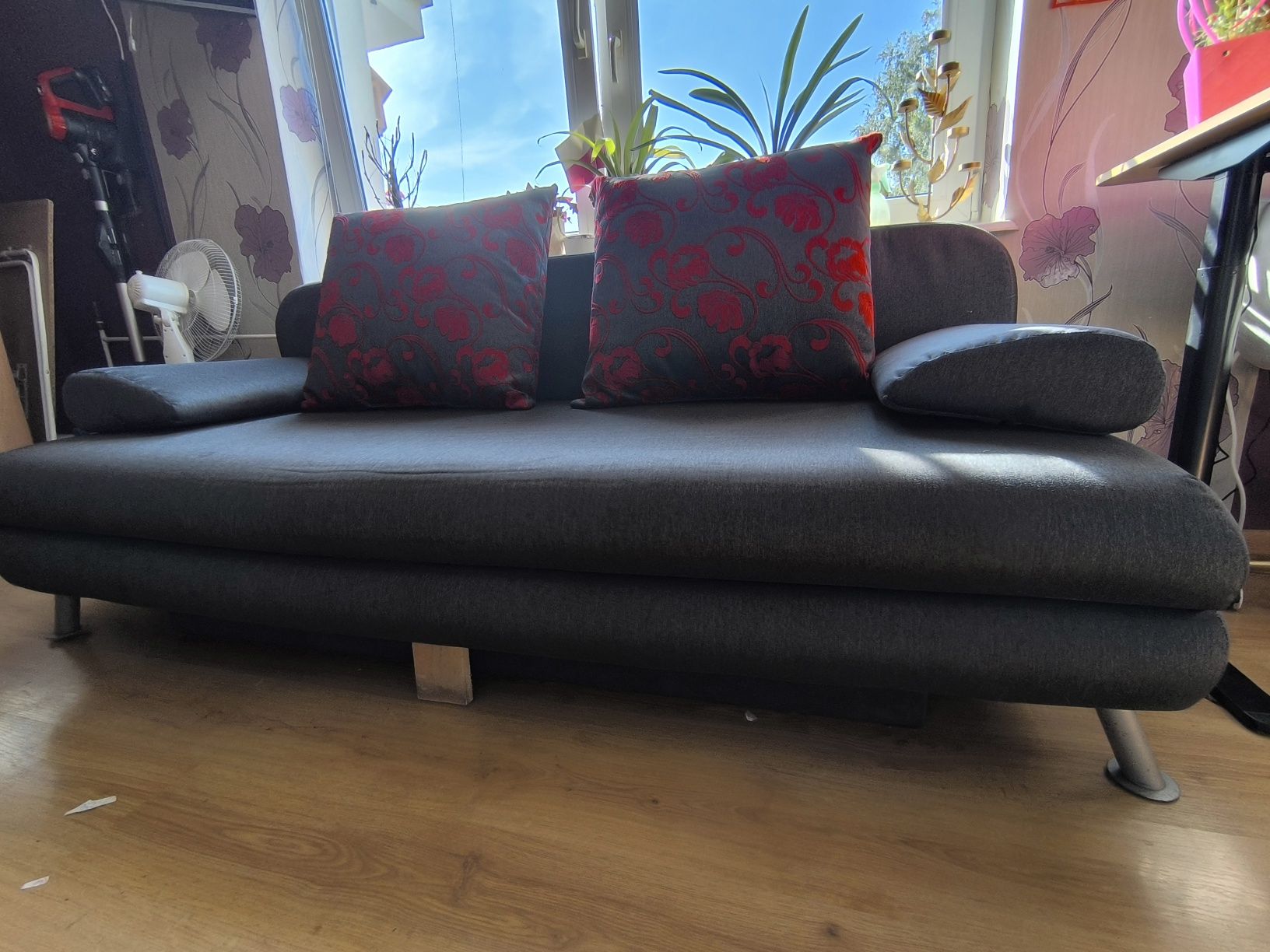 Sofa rozkładana z funkcją spania