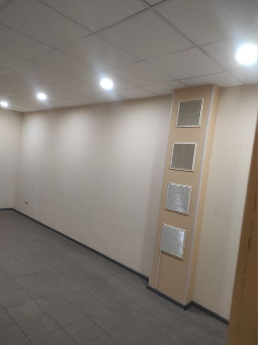 Продам помещение, Каменское, рядом с центром | приміщення з ремонтом