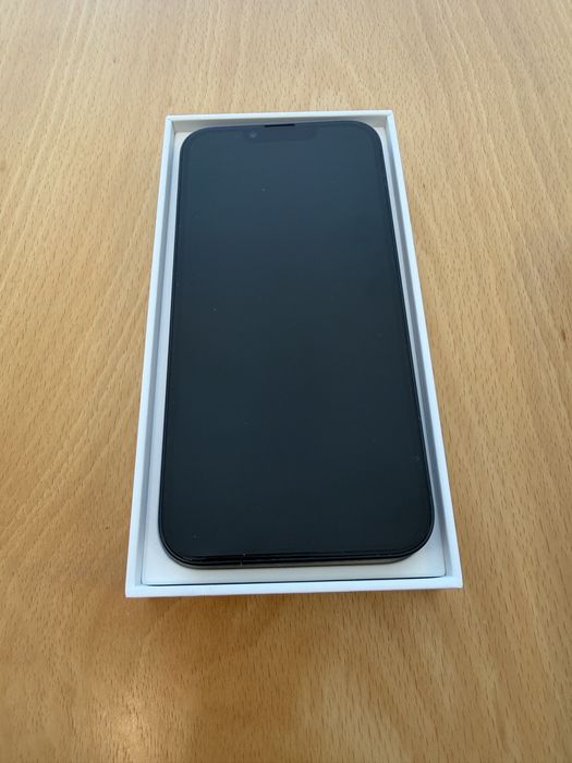 iPhone 13 - 128GB