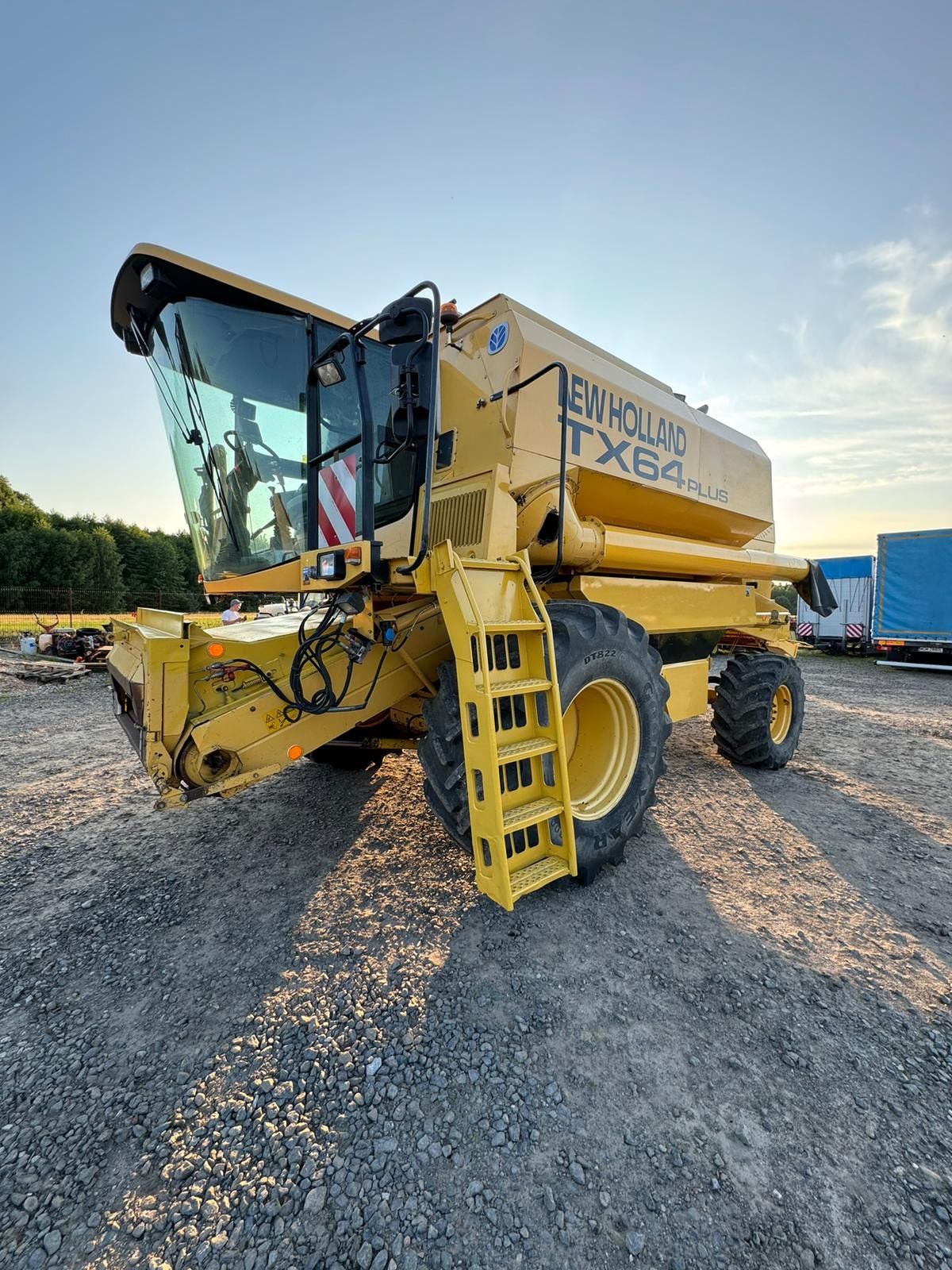 New holland tx 64 PLUS Kombajn zbożowy Massey 38 tx34