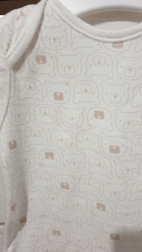 F&F białe body w beżowe misie r 62