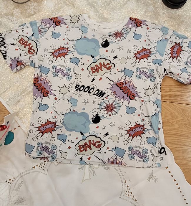 T-shirt koszulka 140 cm szeroka wzór z dwóch stron stan bdb