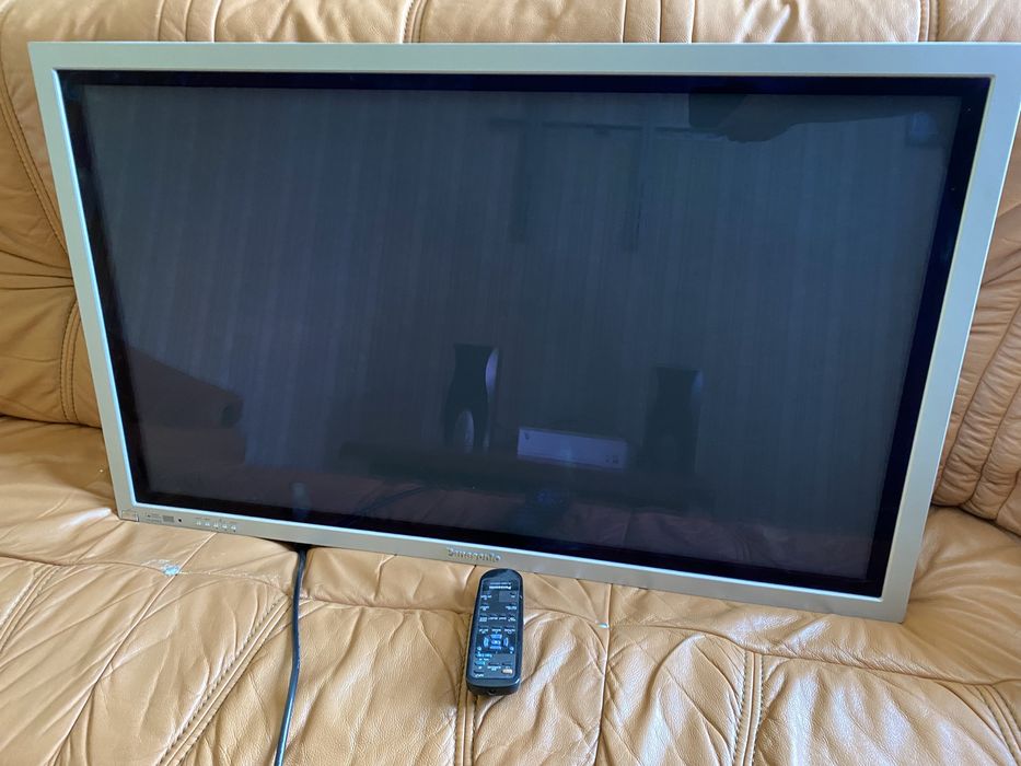Телевізор Panasonic TH-42PWD7W