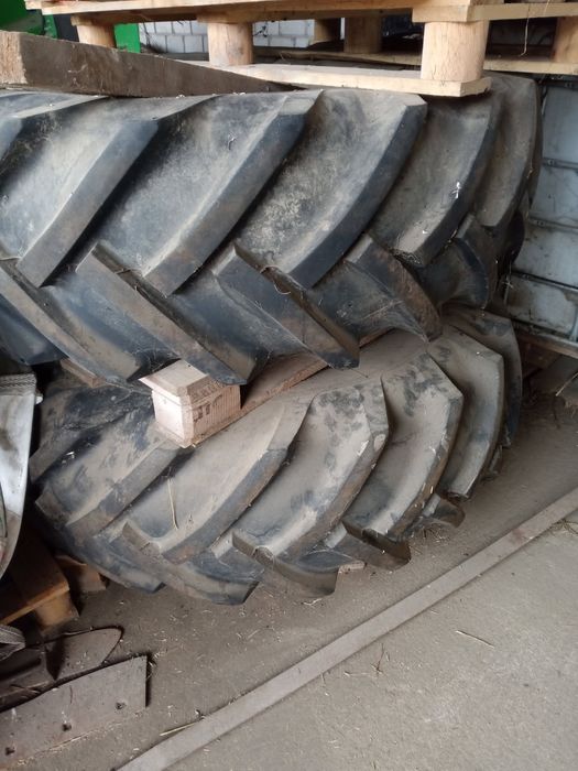 Sprzedam opony 18.4/30