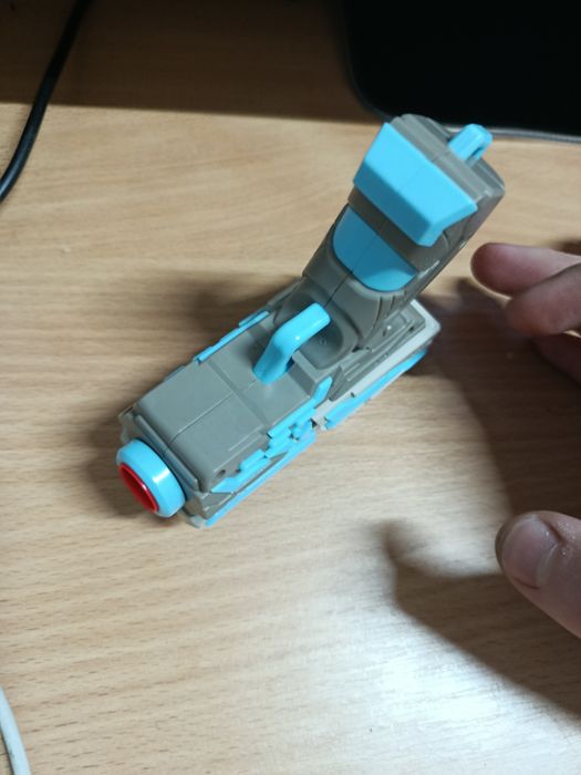 Пистолетик nerf наподобие известного пистолета g22
