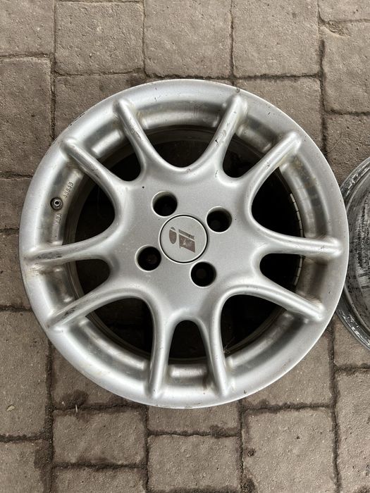 Комплект литих дисків R15 4*100 ET42