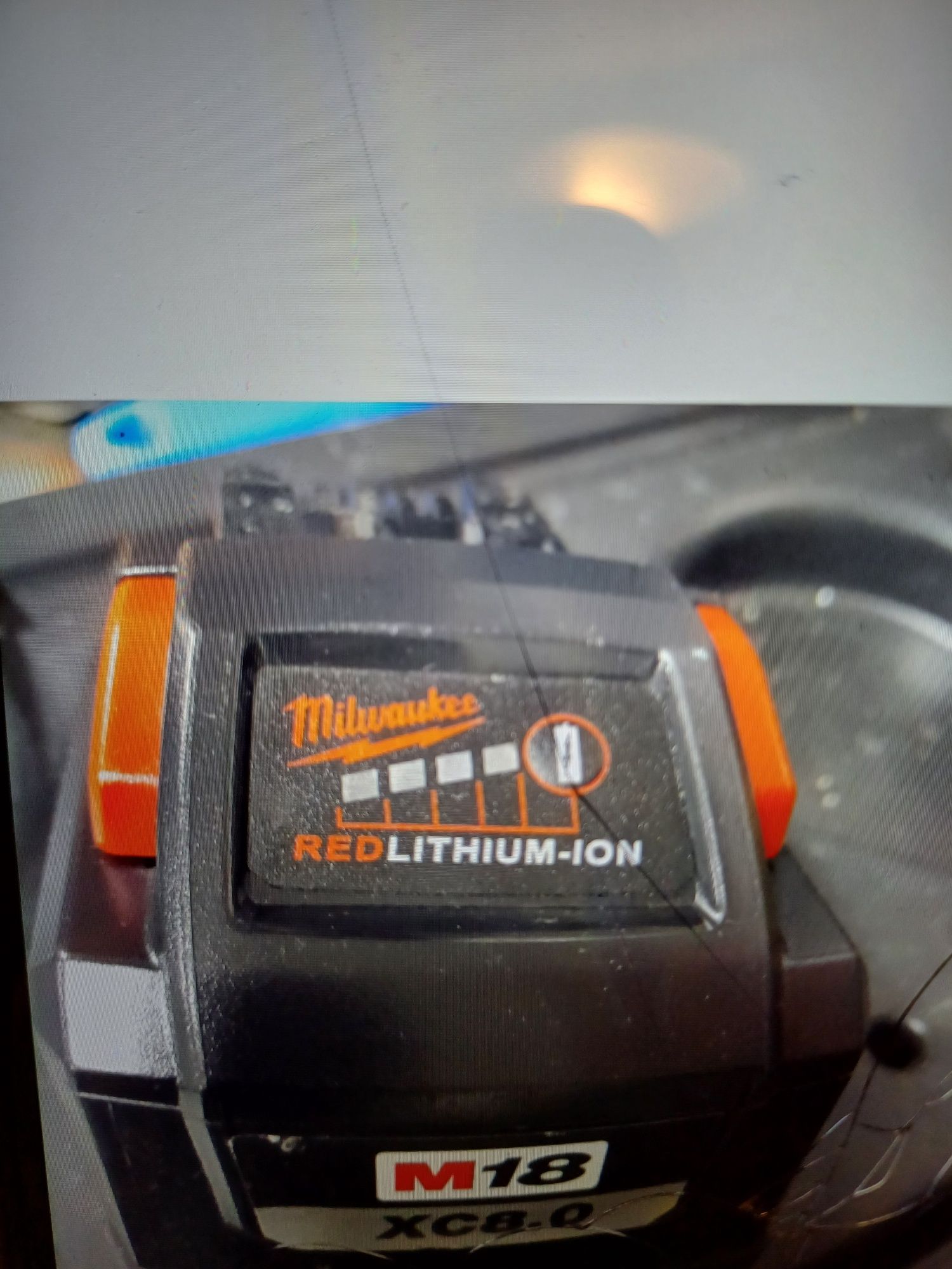 Bateria milwaukee 8ah