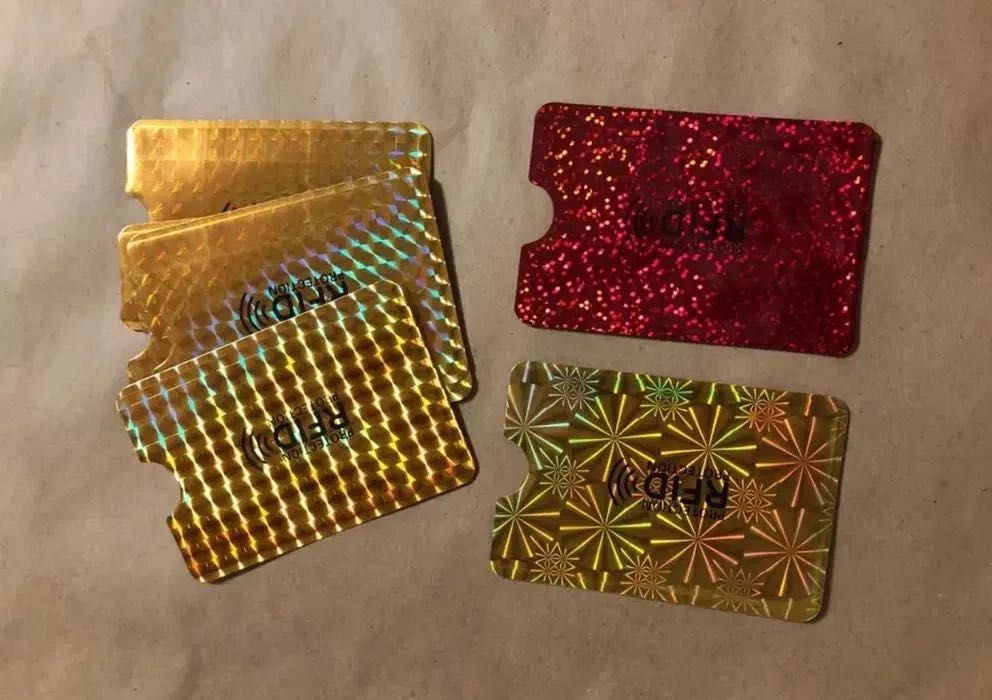 Защита банковской кредитной карты от считывания NFC блокировка RFID SE
