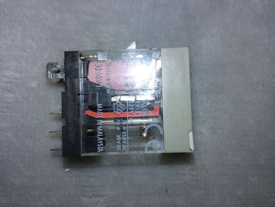 Rele Omron 24v novo