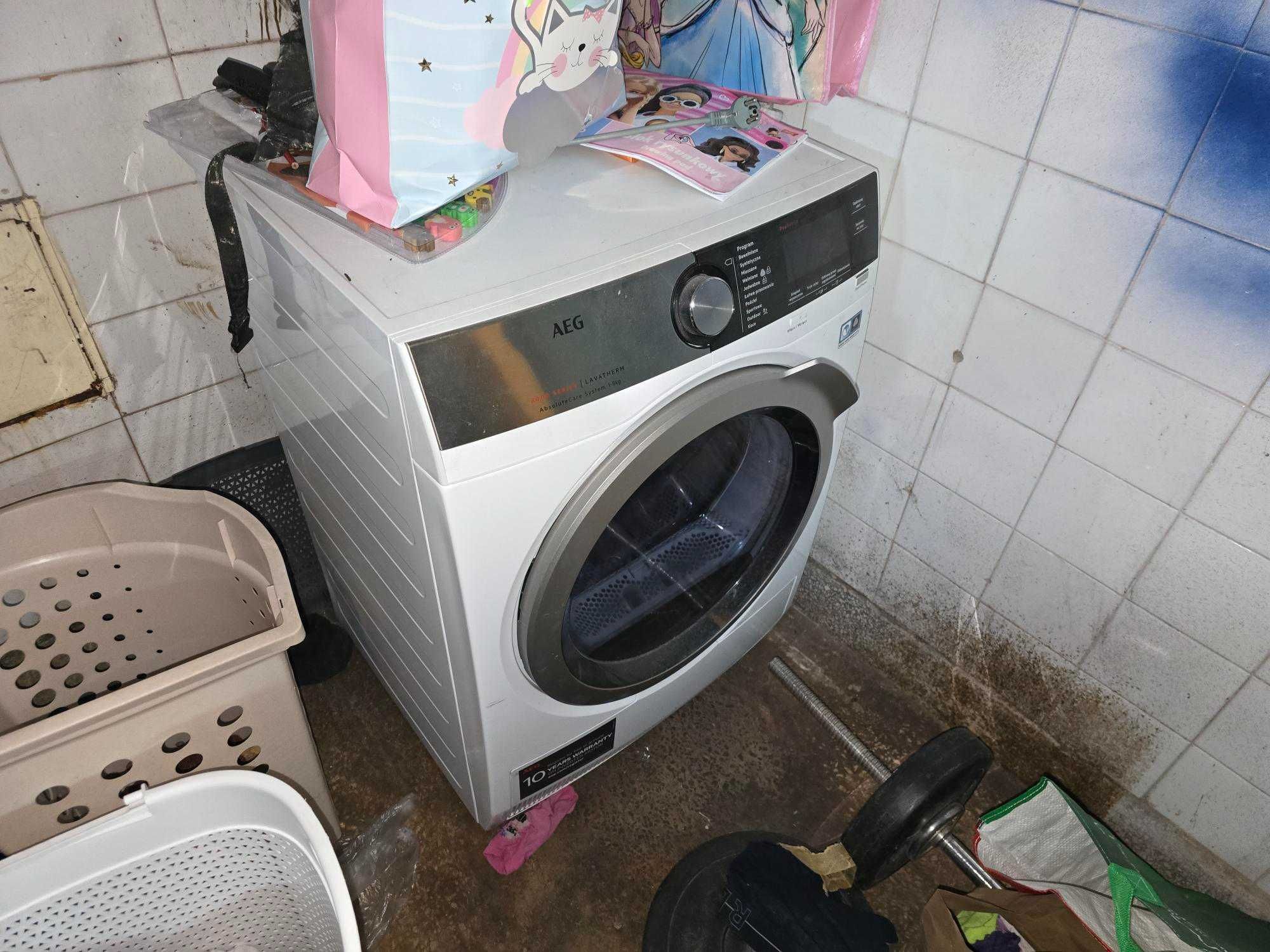 Suszarka do ubrań AEG 8000 series lavatherm 1-8kg