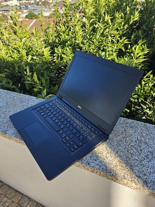 Computador Portátil Dell i5 com 8GB RAM como NOVO